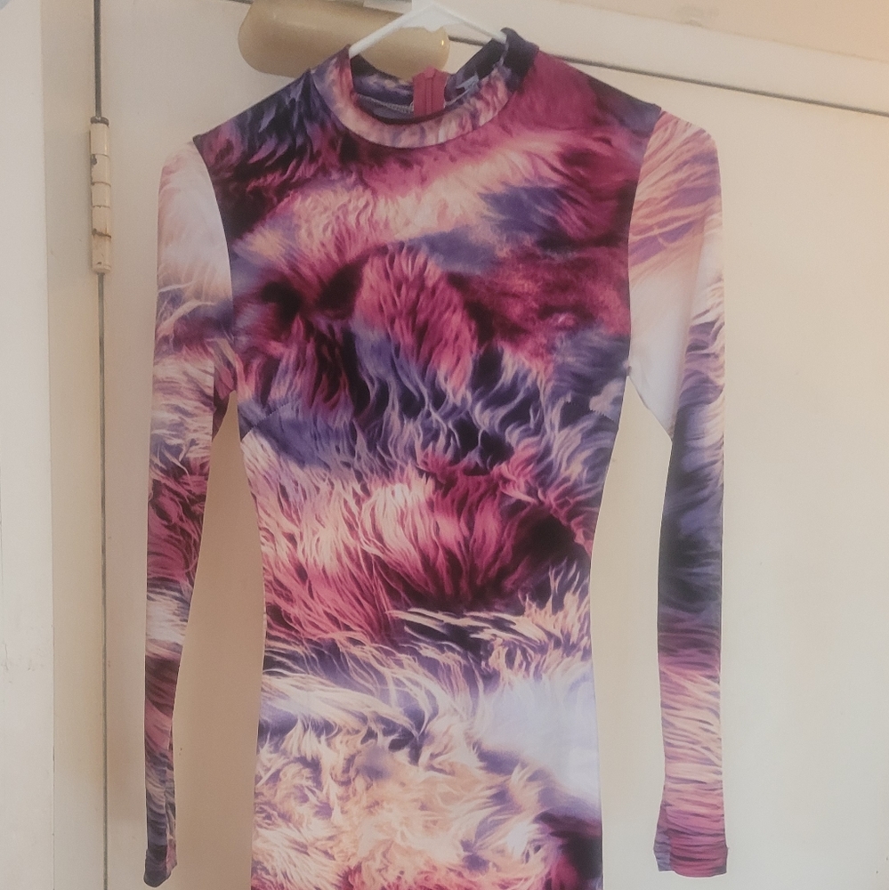 Dress - Picture 2 of 3